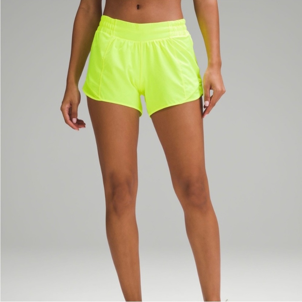 Lululemon Hotty Hot Low-rise Short 4” Lined